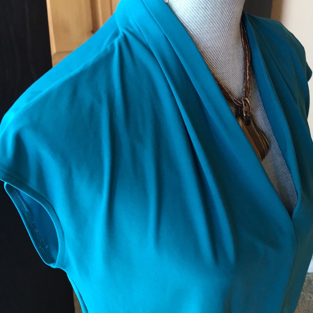 SOLD WHBM Tunic -M - Picture 2 of 4